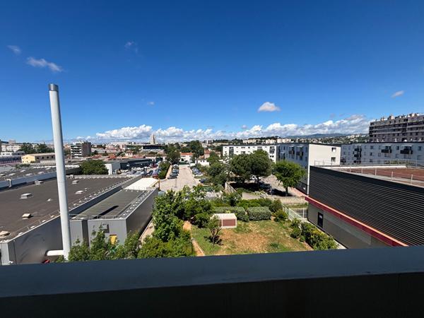 Appartement Marseille 3 pièces, 13010, 60m2