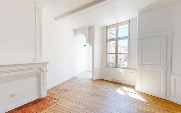 Appartement à louer    3 pièces •  Bar-le-Duc