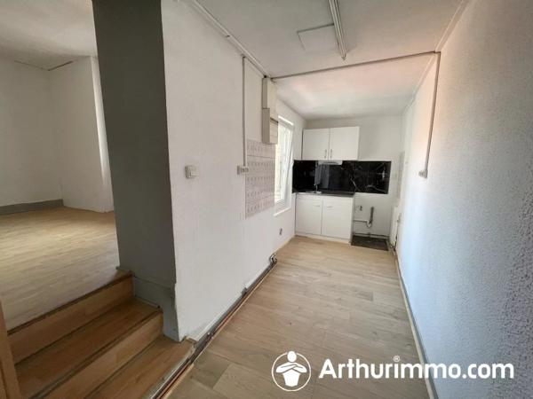 Vente                                                      Appartement
                        
                     2 pièces                      41 m2                     à Seloncourt