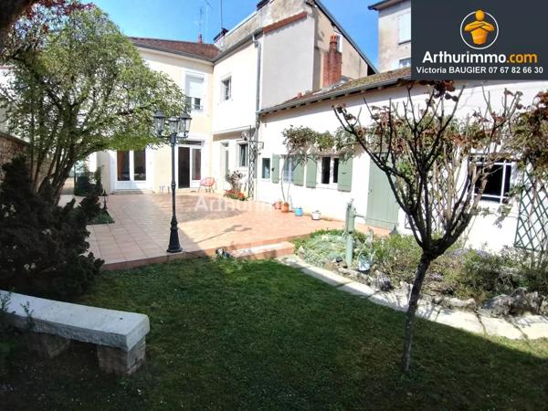 Vente Maison de ville 6 pièces 168 m2 à Lons-le-Saunier