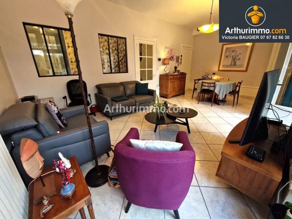 Vente Maison de ville 6 pièces 168 m2 à Lons-le-Saunier