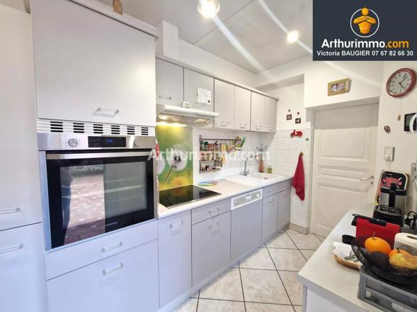 Vente Maison de ville 6 pièces 168 m2 à Lons-le-Saunier