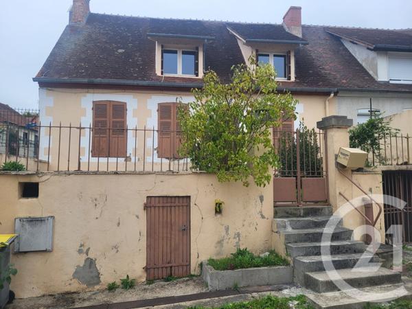 Maison à vendre  4 pièces - 108 m2 DOMERAT - 03