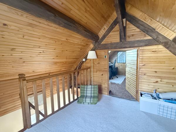 Médan (78670) MEDAN Centre, Maison 65 m² avec garage, cave et dépendance - Terrain 124m² -