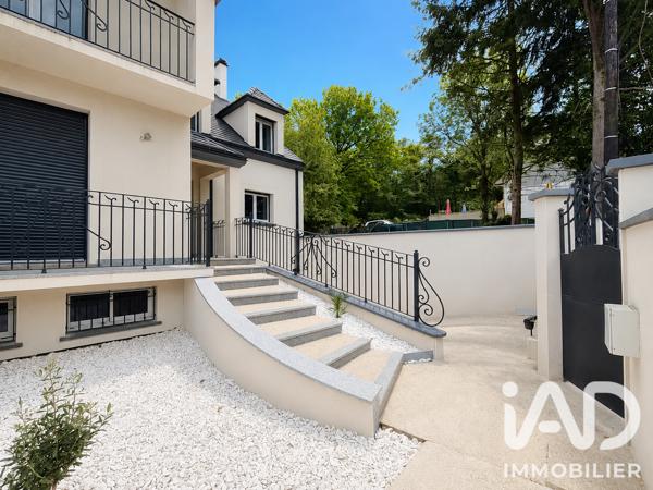 Maison à vendre 9 pièces 214 m² Claye-Souilly