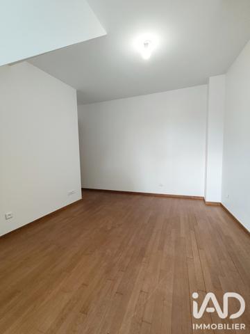 Maison à vendre 9 pièces 214 m² Claye-Souilly