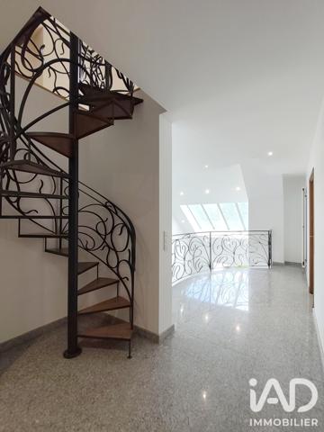 Maison à vendre 9 pièces 214 m² Claye-Souilly