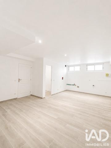 Maison à vendre 9 pièces 214 m² Claye-Souilly