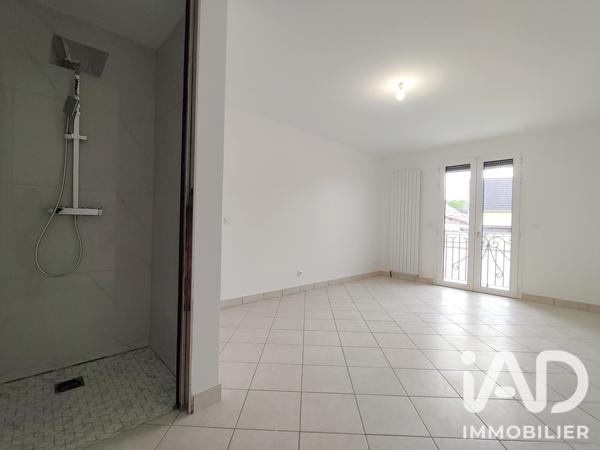 Maison à vendre 9 pièces 214 m² Claye-Souilly