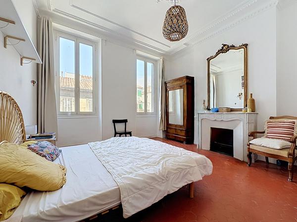 Superbe appartement 4 pièces lumineux à vendre à Marseille - Le Camas - Garage - Cave - Chambre de service