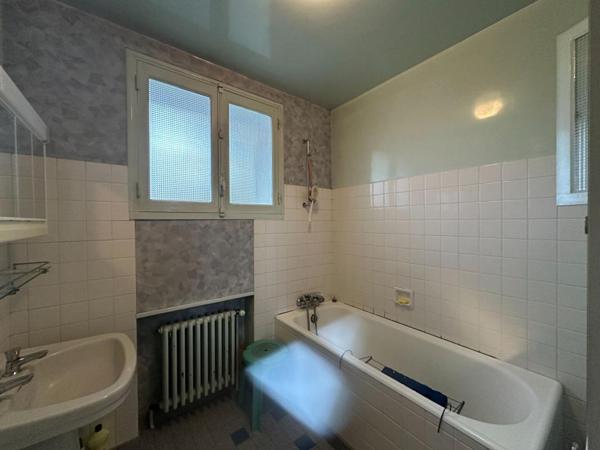 Maison de bourg  à Luçay le mâle