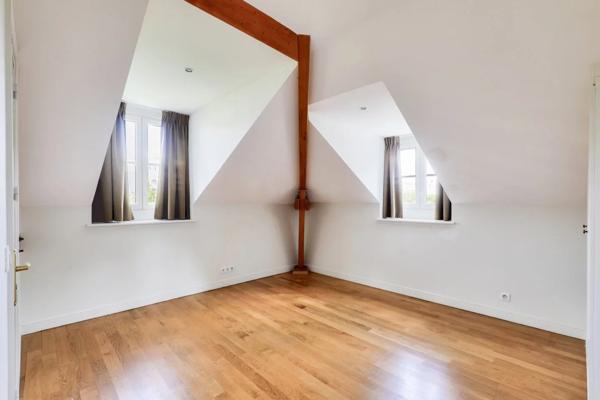 Maison Versailles - NOTRE DAME