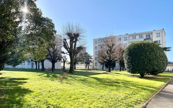 Appartement à vendre    3 pièces • 53,20 m2 Villeurbanne