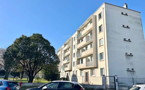 Appartement à vendre    3 pièces • 53,20 m2 Villeurbanne