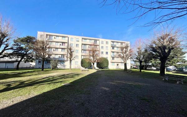 Appartement à vendre    3 pièces • 53,20 m2 Villeurbanne