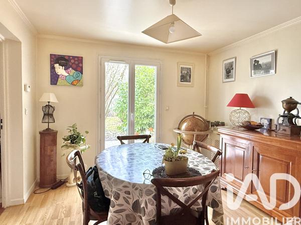 Maison à vendre 5 pièces 95 m² Sainte-Geneviève-des-Bois