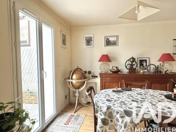 Maison à vendre 5 pièces 95 m² Sainte-Geneviève-des-Bois