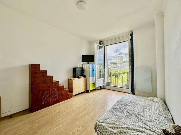 Bas Montreuil- Solidarité Carnot- Appartement 2P 41m2-Cave