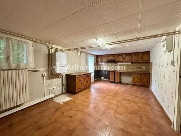 Vente                                                      Maison
                        
                     4 pièces                      109 m2                     à Saint-Astier