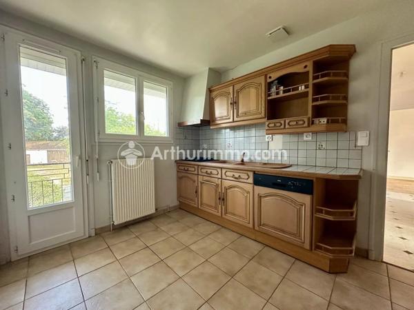 Vente                                                      Maison
                        
                     4 pièces                      109 m2                     à Saint-Astier
