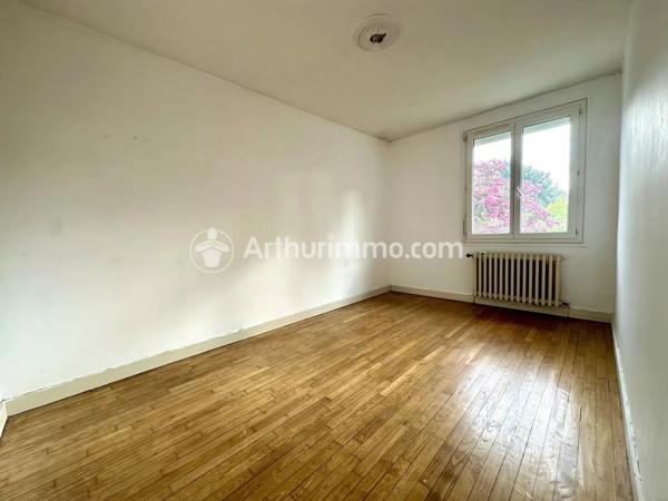 Vente                                                      Maison
                        
                     4 pièces                      109 m2                     à Saint-Astier