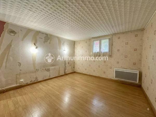Vente                                                      Maison
                        
                     4 pièces                      109 m2                     à Saint-Astier
