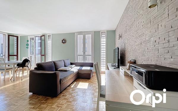 Appartement à vendre    3 pièces • 72,49 m2 Villeurbanne