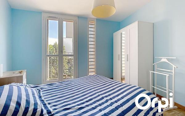 Appartement à vendre    3 pièces • 72,49 m2 Villeurbanne