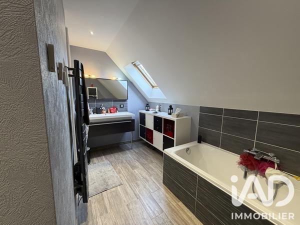 Maison à vendre 6 pièces 117 m² Saint-Urbain-Maconcourt