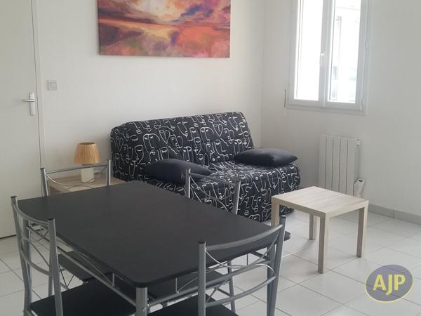Location appartement Cholet : 495 € - AJP Immobilier Cholet