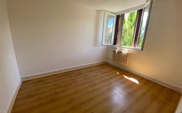 Appartement à vendre    4 pièces • 67,89 m2 Metz