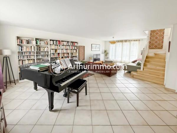 Vente Maison 7 pièces 158 m2 à Étiolles