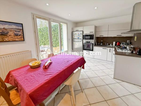 Vente Maison 7 pièces 158 m2 à Étiolles