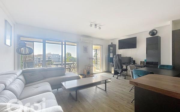 Appartement à vendre    3 pièces • 69,72 m2 Fréjus