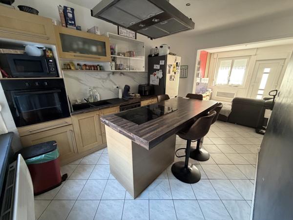 Maison mitoyenne 2 côtés à vendre, 4 pièces - Béthune 62400