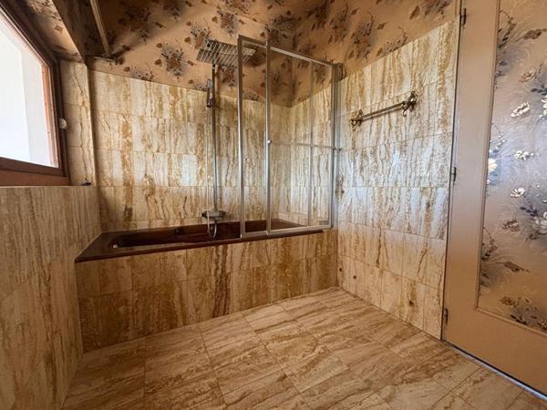 Superbe maison rénovée en pierre de taille à Poilly-lez-Gien  8 pièces, 5 chambres