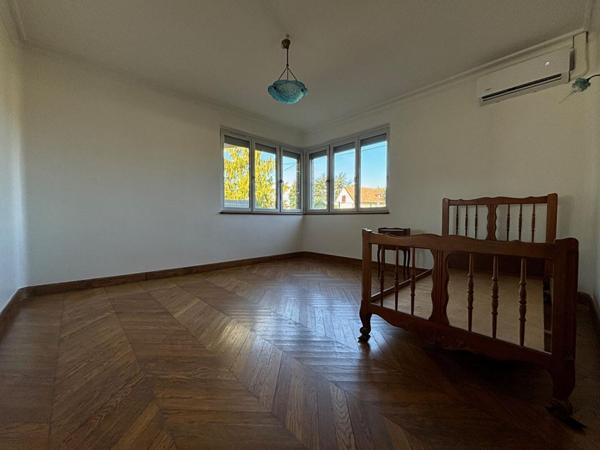 Superbe maison rénovée en pierre de taille à Poilly-lez-Gien  8 pièces, 5 chambres