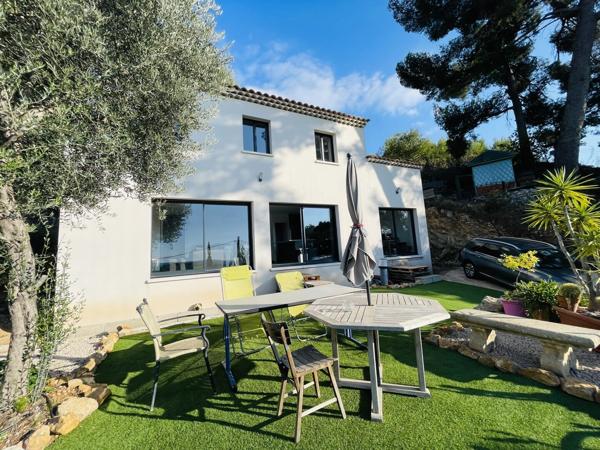 Villa de type 5 de 106 m² sur parcelle de 510 m² avec vue panoramique