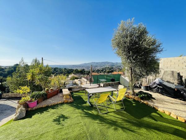 Villa de type 5 de 106 m² sur parcelle de 510 m² avec vue panoramique