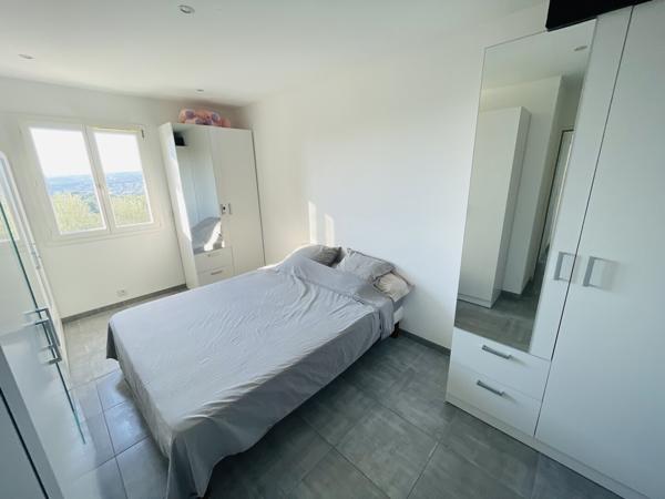 Villa de type 5 de 106 m² sur parcelle de 510 m² avec vue panoramique