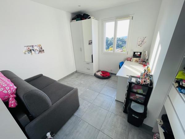 Villa de type 5 de 106 m² sur parcelle de 510 m² avec vue panoramique