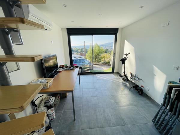 Villa de type 5 de 106 m² sur parcelle de 510 m² avec vue panoramique