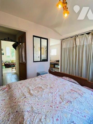  A vendre à Perros-Guirec (22700) en Côtes-d'Armor (22), charmante maison rénovée d'une surface...