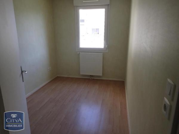Appartement à louer 4 pièces 67m² Grand-Charmont (25200)