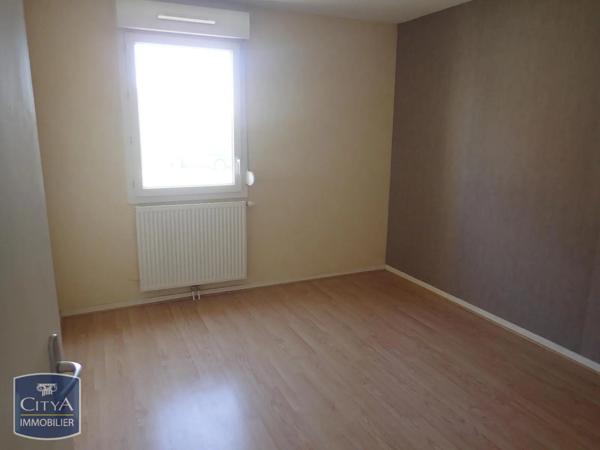 Appartement à louer 4 pièces 67m² Grand-Charmont (25200)