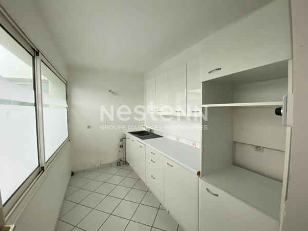 Nestenn Igny, maison individuelle familiale de 170m2 secteur Saclay Val D'Albian proche commerces et des axes routiers A6/A10/N118/A86, RER C/V et du plateau de Saclay et Vélizy, proche écoles et HEC ? Fort potentiel locatif pour investisseur.