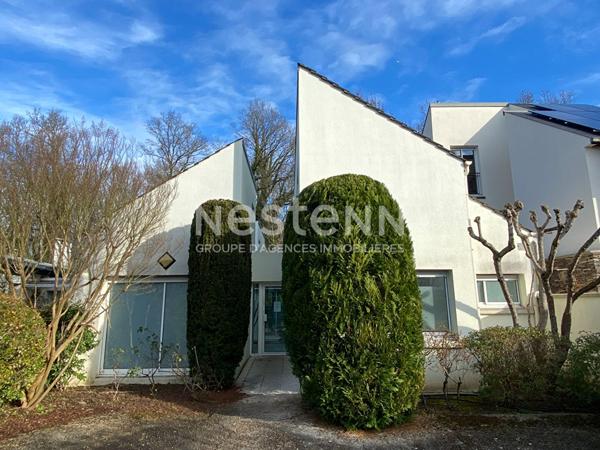 Nestenn Igny, maison individuelle familiale de 170m2 secteur Saclay Val D'Albian proche commerces et des axes routiers A6/A10/N118/A86, RER C/V et du plateau de Saclay et Vélizy, proche écoles et HEC ? Fort potentiel locatif pour investisseur.