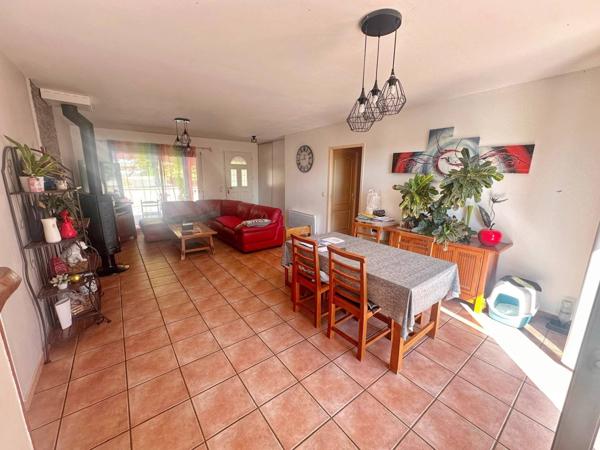 JOSSE PLAIN-PIED 4 CHAMBRES PISCINE