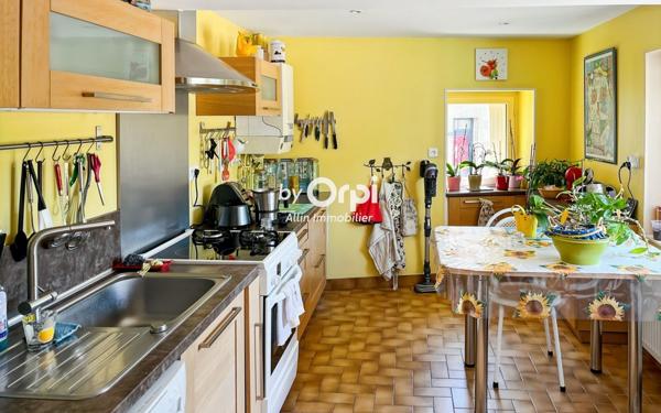 Maison à vendre    3 pièces •  Le Montet