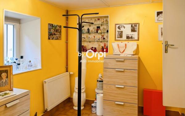 Maison à vendre    3 pièces •  Le Montet